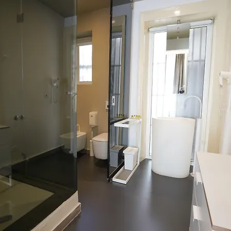 Le Stanze Di Piazza Cairoli 4*