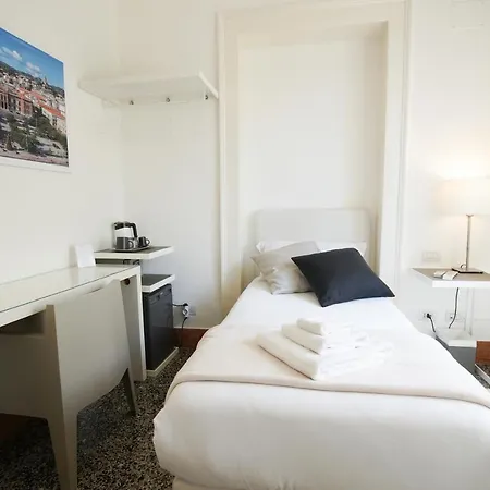 Penzion Le Stanze Di Piazza Cairoli